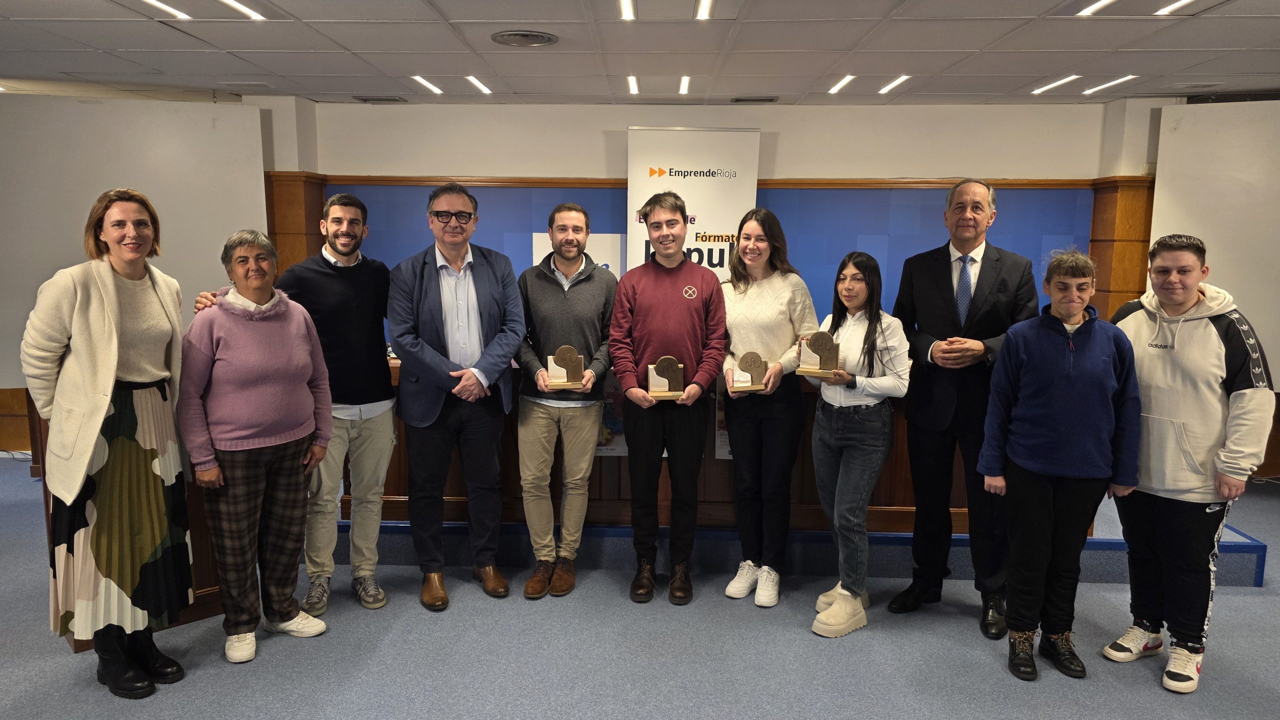 Grupo premiados y Asprodema